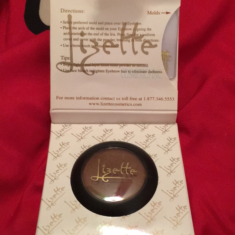 Jane iredale eyebrow kit🎀🌸